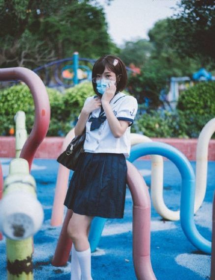 日本边做边吃奶aⅴ视频免费_无删减完整版在线观看