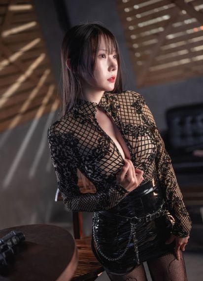 欧美乱妇15p辣图_中英字幕1080
