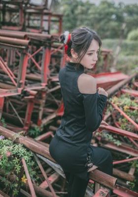国产异地商务模特_超清高清在线