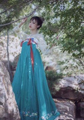 欧美女人和狗交配视频_4K高清免费观看